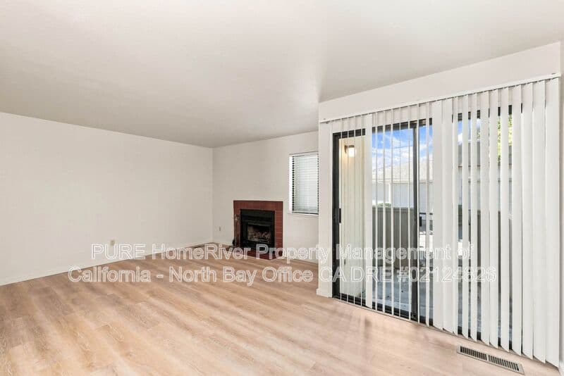Santa Rosa Condo: 2518 Westberry Dr