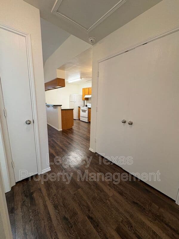 CLEBURNE House: 641 C WOODARD