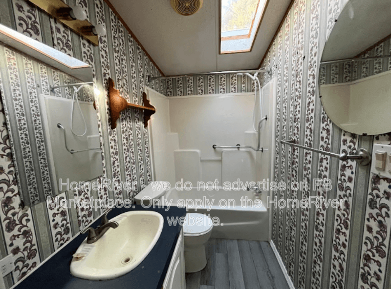 Spring Hill House: 17344 Dalberg Dr