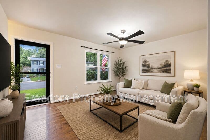 Woodbridge House: 5256 Sudberry Ln