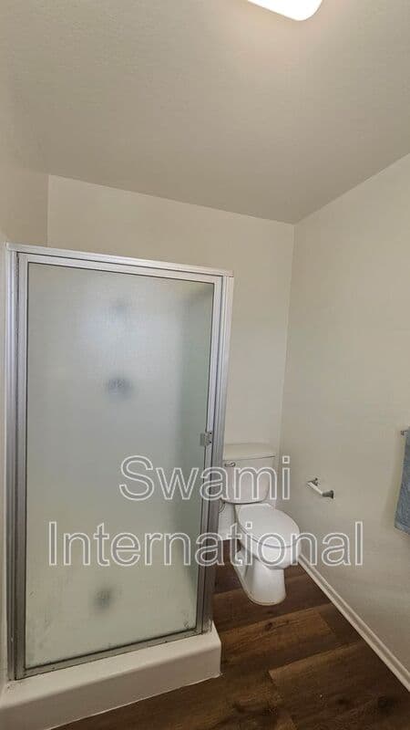 Bellflower Condo: 10030 Rosecrans Ave.