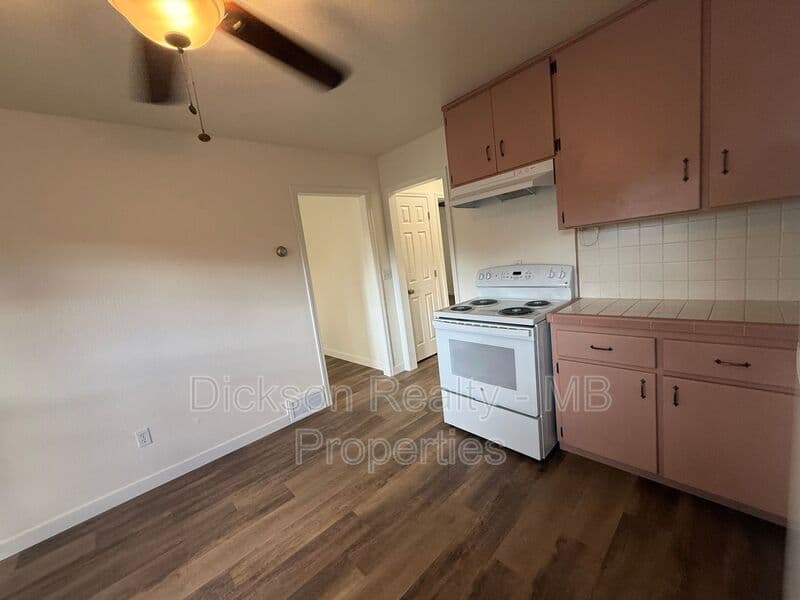 Reno House: 368 Wheeler Ave