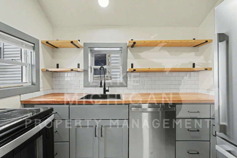 Grand Rapids Condo: 909 Bridge Street NW