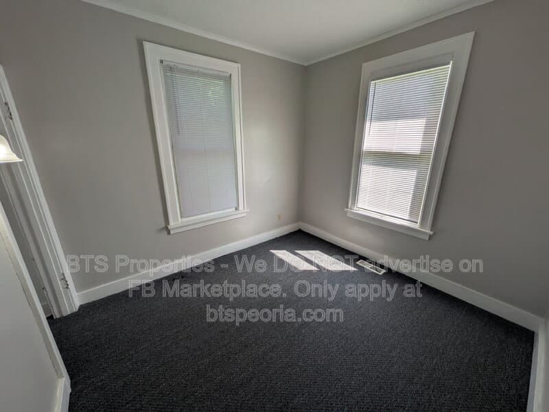 Peoria Condo: 1530 West Barker Avenue