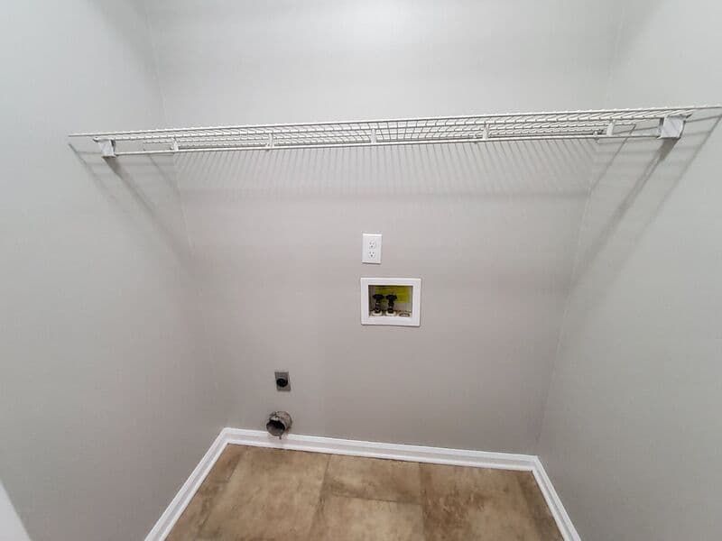 Cordova House: 647 S Sanga Rd