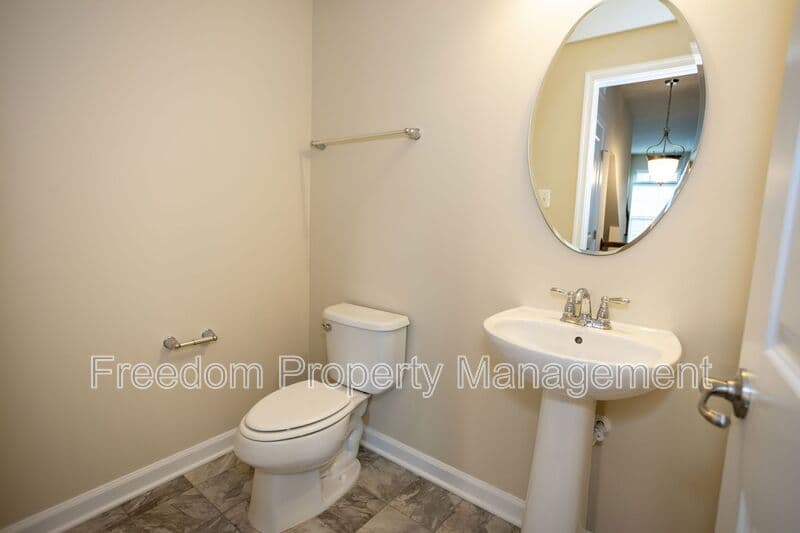 Gainesville Townhome: 7408 Brunson Cir