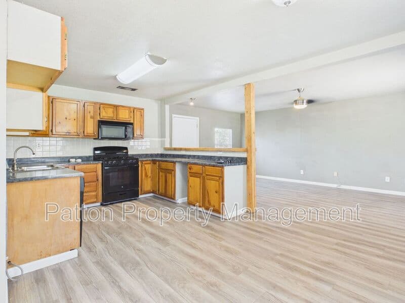 Amarillo House: 1511 North Polk Street