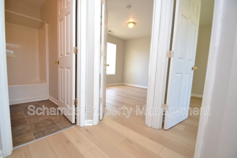 Raleigh Condo: 824 Cumberland St
