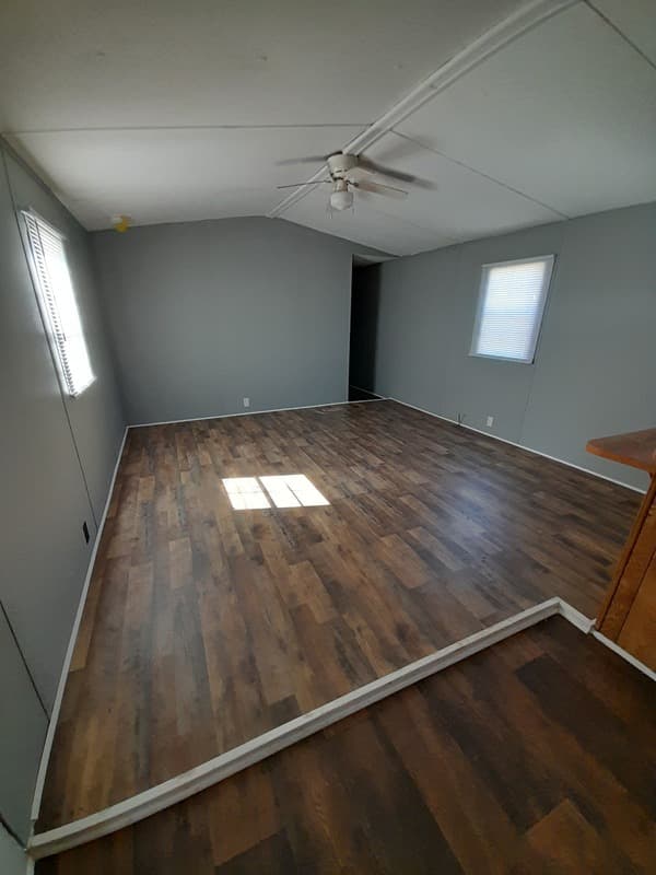 Sumter House: 4627 Blanche Rd