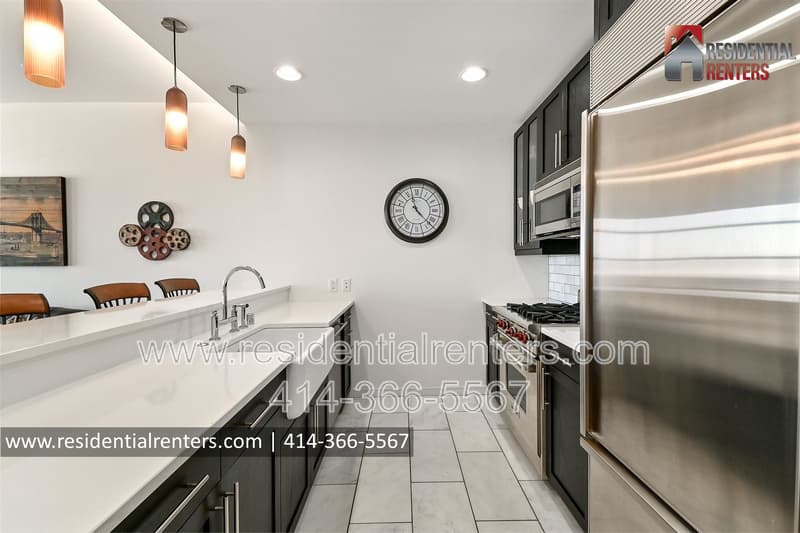 Milwaukee Condo: 1141 N Martin L Jr Dr