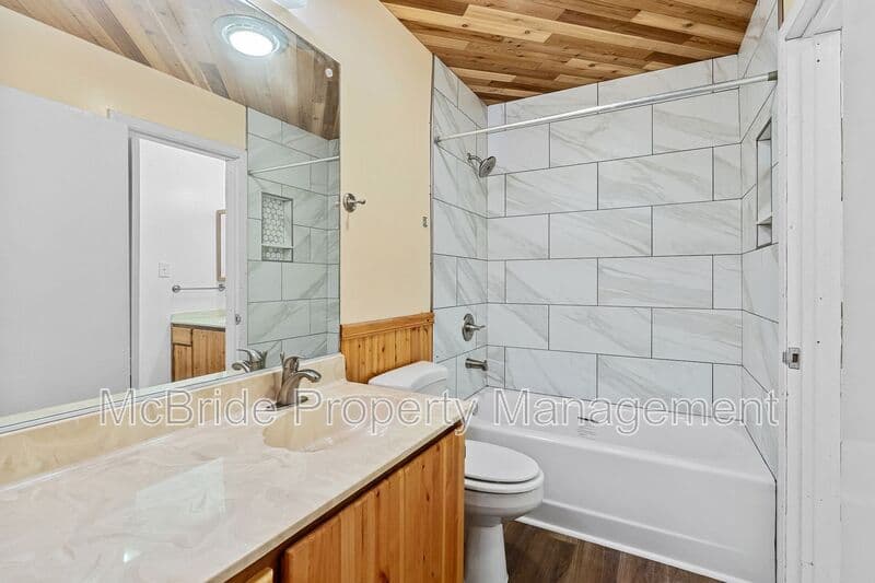 Martinez Townhome: 3506 Prestwick Drive