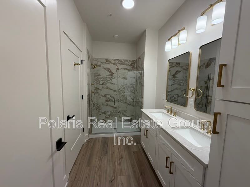 Carmel Condo: 925 Veterans Way