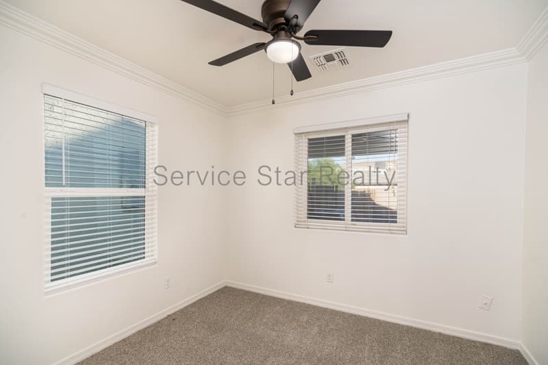 Phoenix House: 337 N 15th Ave
