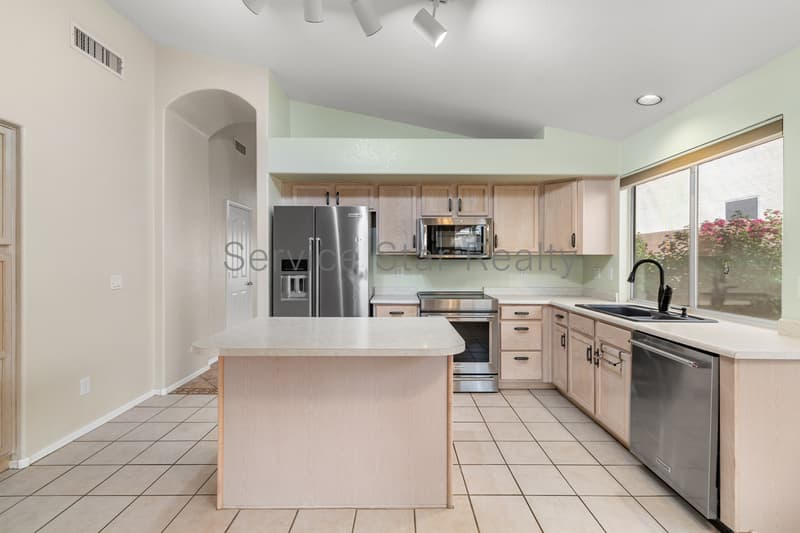 Phoenix House: 22223 N 22nd Way