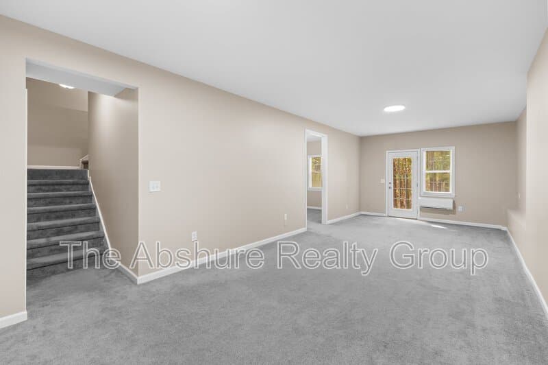 Holly Springs House: 517 Texanna Way