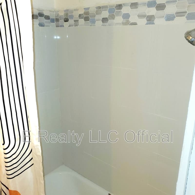 Philadelphia Condo: 5502 West Thompson Street - 1