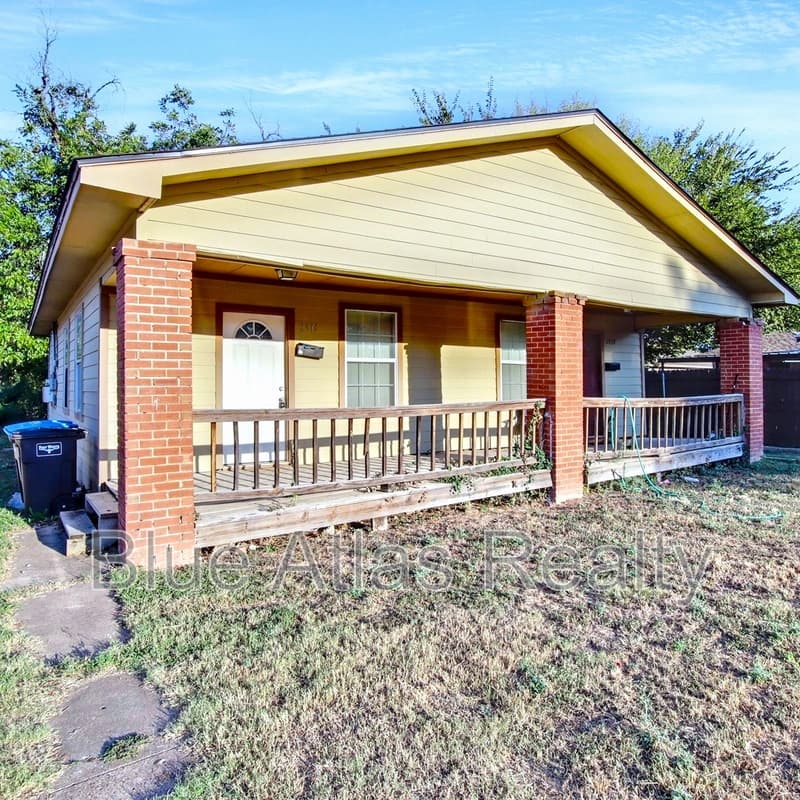 Fort Worth House: 2937 South Adams Street - 1