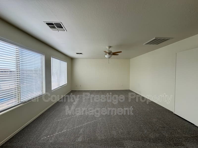 Laveen House: 6859 W Darrel Road