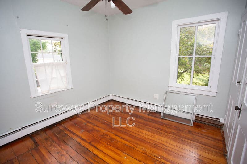 Medford House: 16 Union St