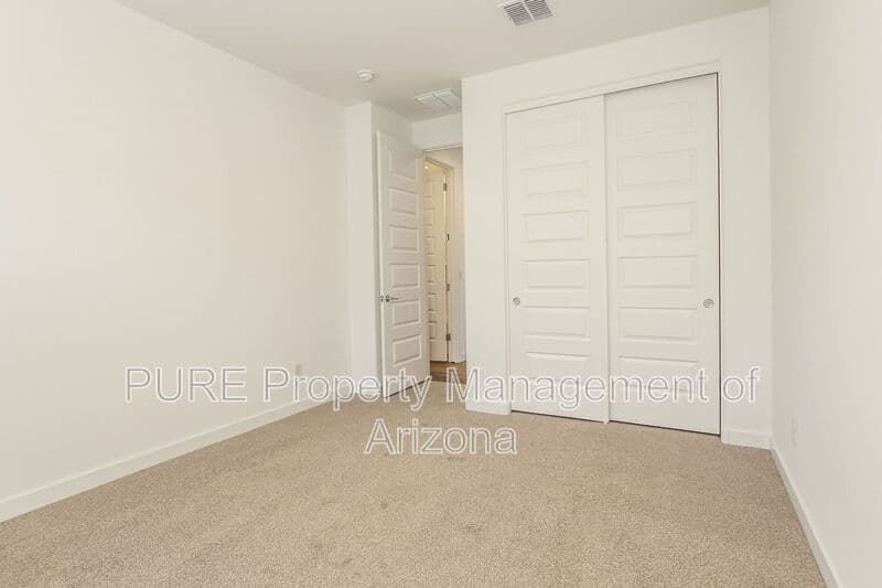 Phoenix House: 9524 W Flower St