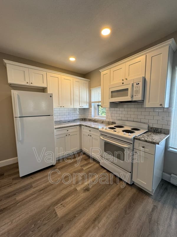 Northampton Condo: 18 Orchard Street - 2
