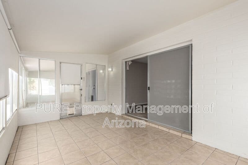 Mesa House: 5801 E Casper Rd
