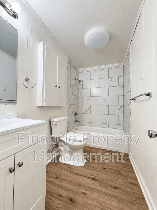 San Angelo House: 1209 Forest Park Avenue
