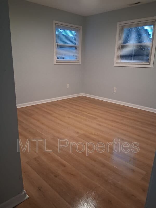 Rock Hill House: 715 South Jones Avenue