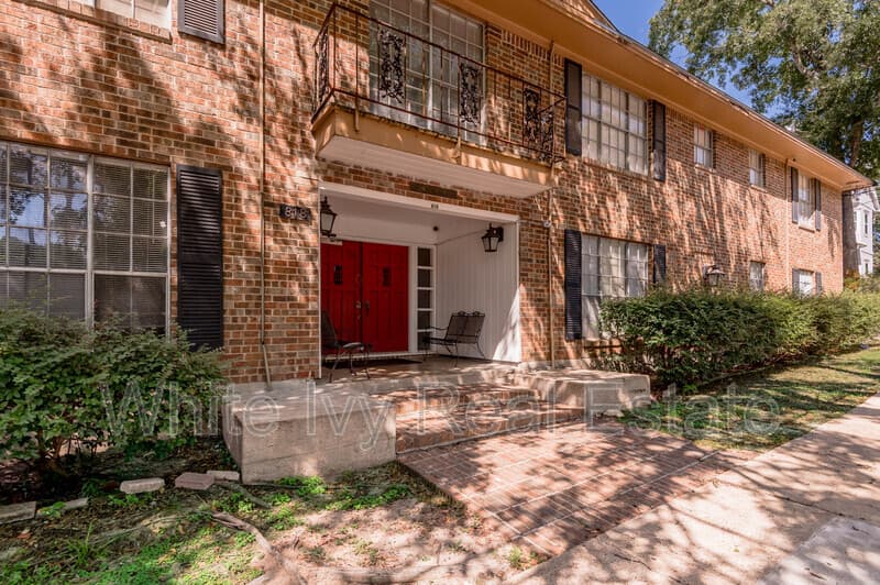 Huntsville Condo: 818 University Ave