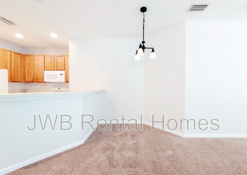 Jacksonville Condo: 12301 Kernan Forest Blvd #107