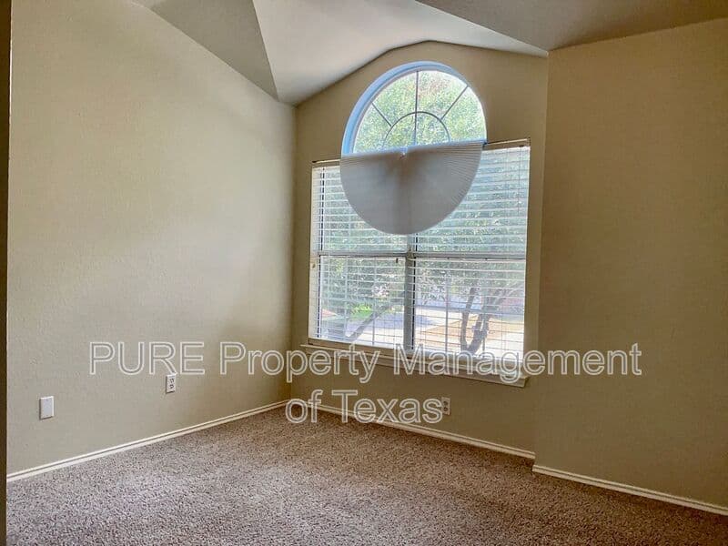 Round Rock House: 3123 Jazz St