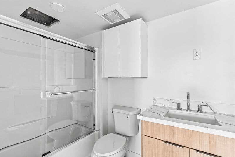 San Diego Apartment: 1259 Lincoln Avenue