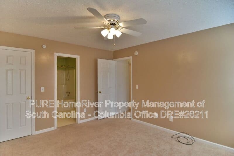 Irmo House: 45 Bradstone Circle