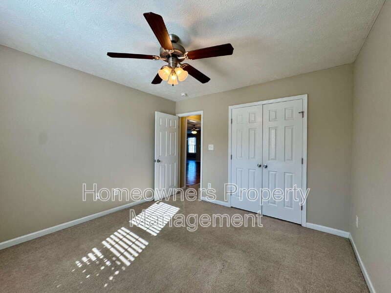 Raeford House: 114 Edisto Ct