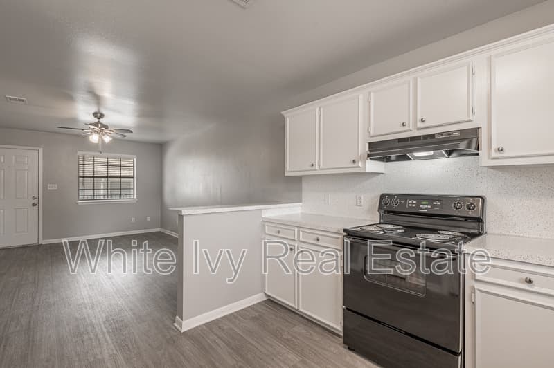 Huntsville Condo: 600 Palm Street