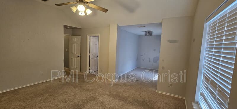 Corpus Christi House: 6014 Lipes Boulevard