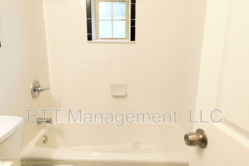 Silver Spring Condo: 8712 Plymouth St