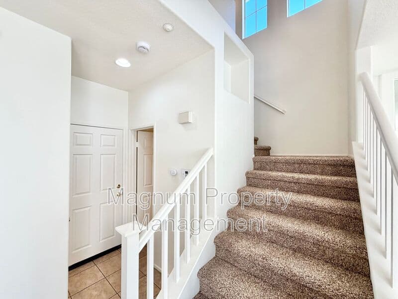 Riverside House: 11324 Riverleaf Dr