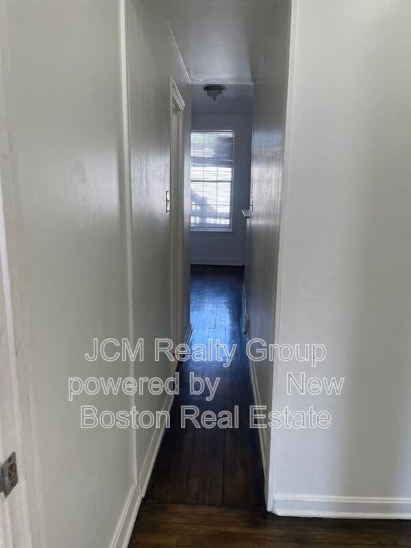 Chelsea Condo: 746 Broadway