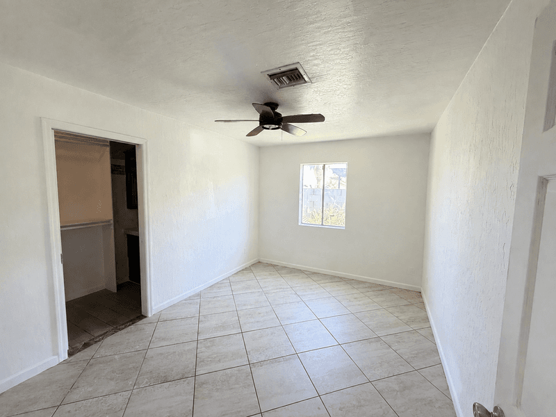Coolidge Condo: 372 West Northern Avenue