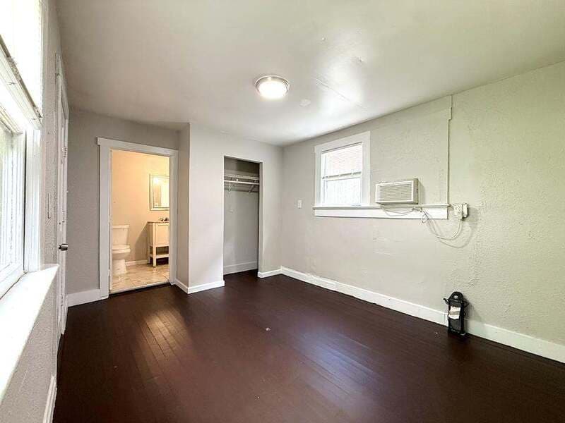 Clearwater Condo: 1519 Carmel Avenue - Main
