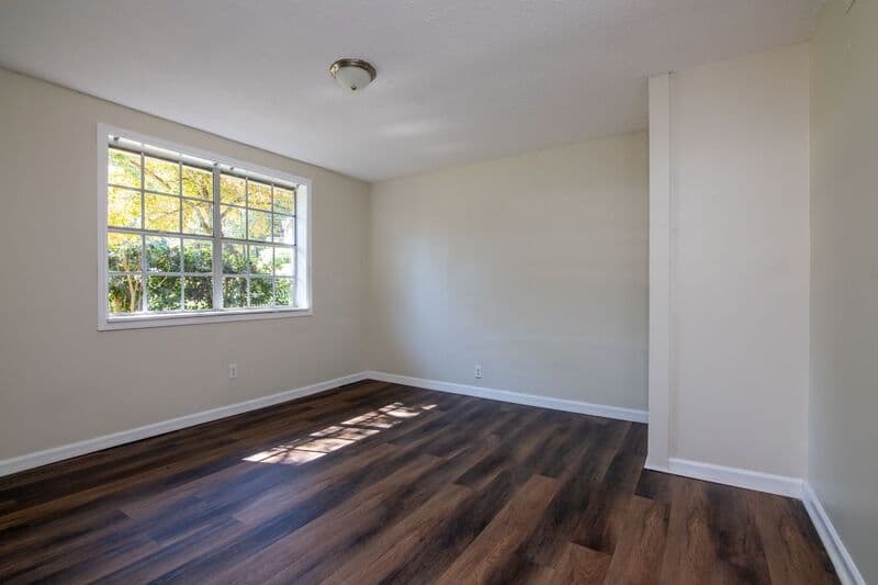 Birmingham House: 1525 7th Street NW