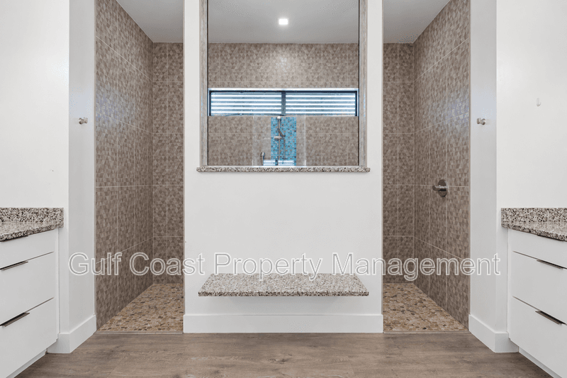 Rotonda West House: 5 Sportsman Place