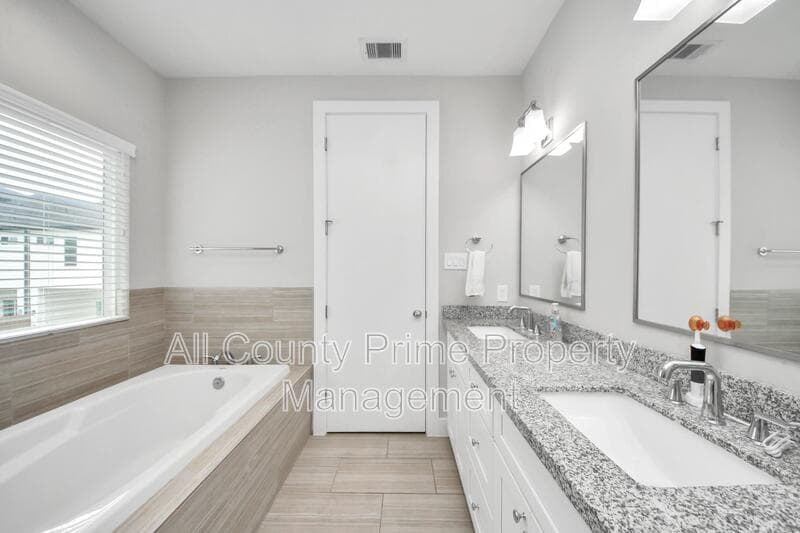 Houston House: 6715 Allegheny Street