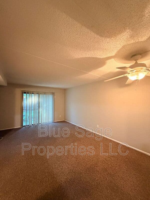 Wallingford Condo: 768 Putnam Blvd. A