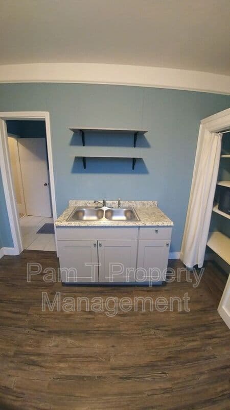 Savannah Condo: 768-B East Waldburg Street