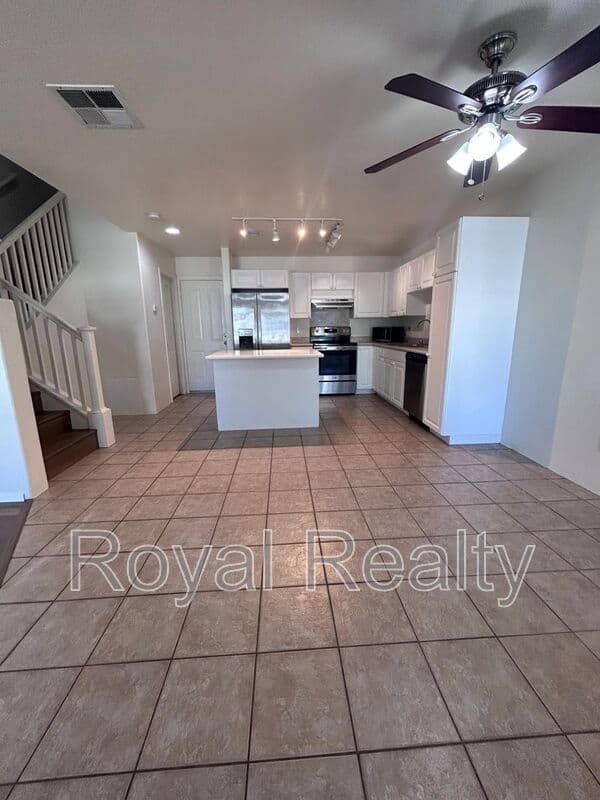 Ewa Beach Townhome: 91-2011 Kaioli Street