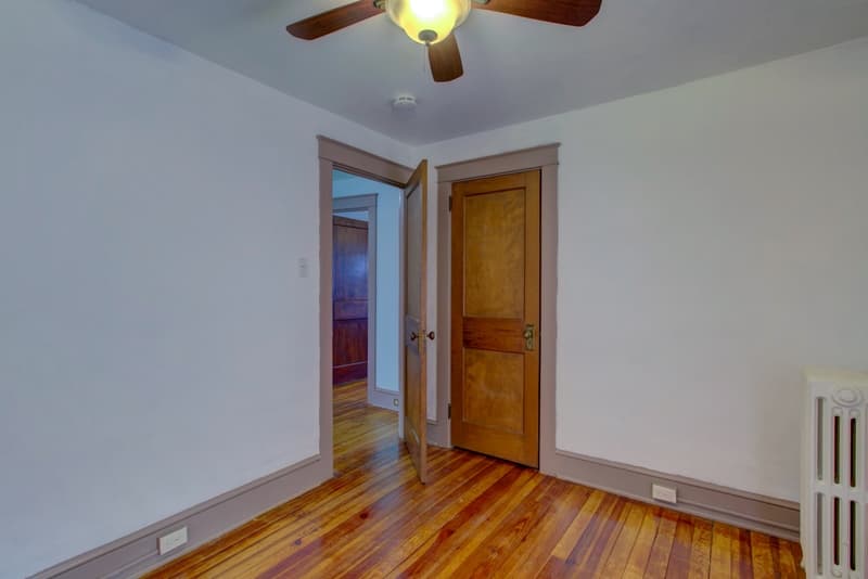 Lancaster House: 625 Hamilton Street