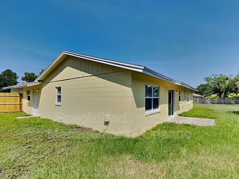 Orlando House: 11309 Darlington Dr