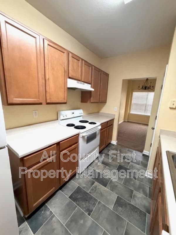 Lithonia House: 1368 Rogers Trce